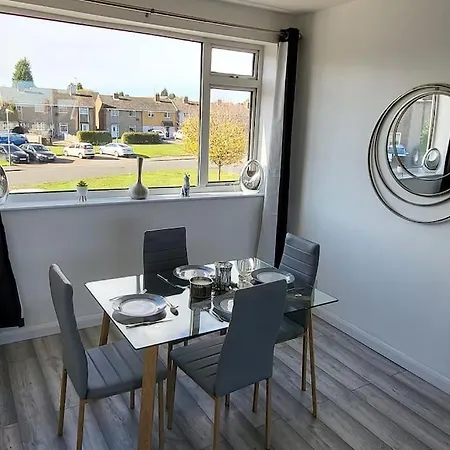 Newly Refurbished 3 Bedroom Flat Bedworth Exterior photo